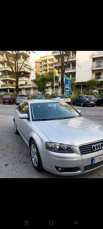 Usata Audi A3 Attraction 140 CV (102 kW) 2004 Argento Utilitaria