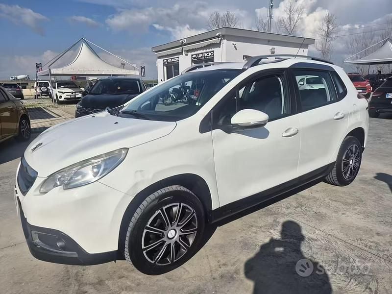 Usata Peugeot 2008 Allure 82 CV (60 kW) 2014 Bianco SUV