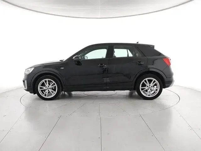 Usata Audi Q2 S-Line 116 CV (85 kW) 2019 Nero SUV