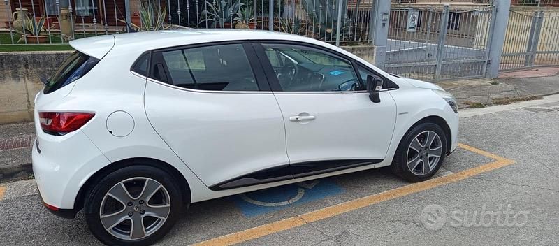 Usata Renault Clio IV 100 CV (73 kW) 2015 Bianco Berlina