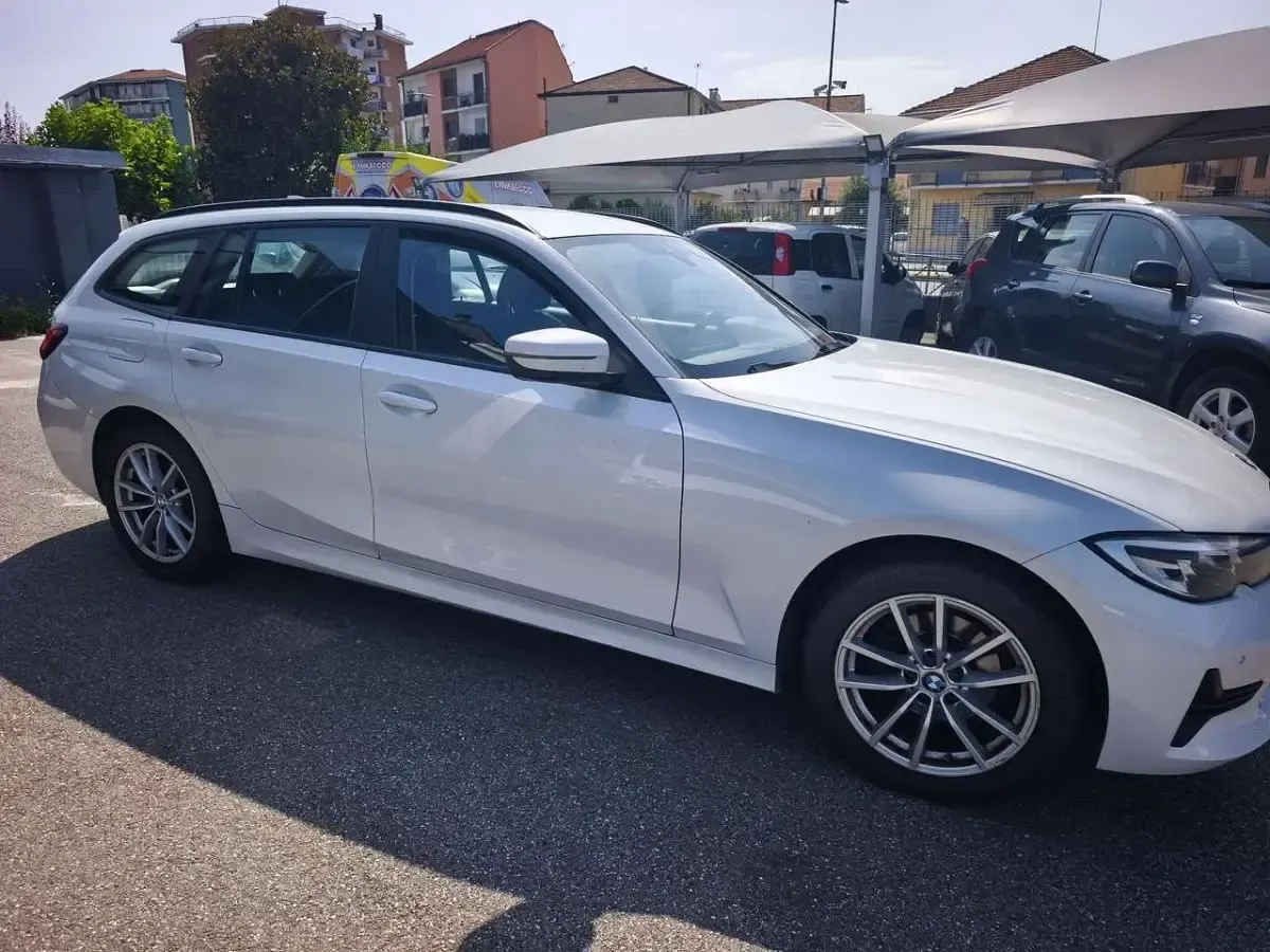 Usata BMW 316 122 CV (89 kW) 2022 Other Station wagon