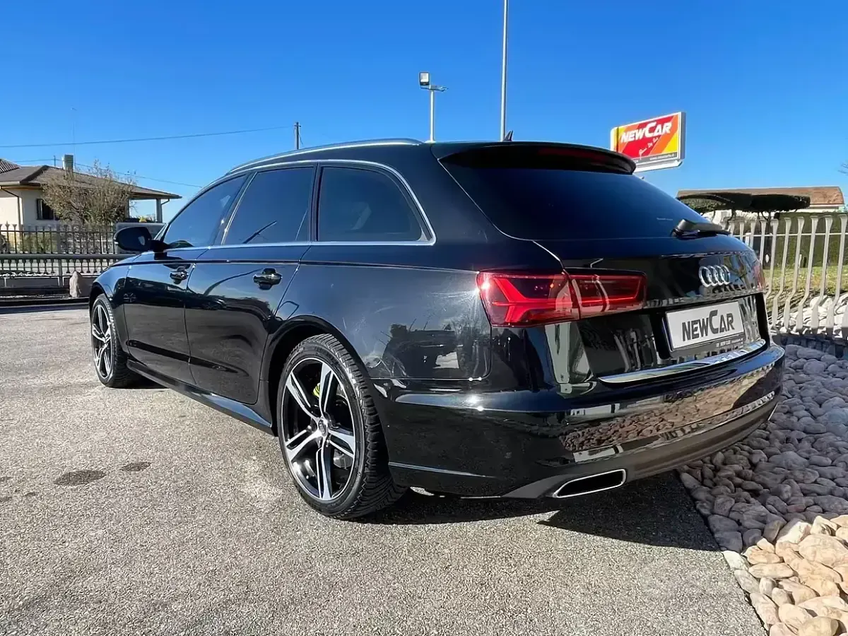Usata Audi A6 Business 218 CV (160 kW) 2015 Nero Station wagon