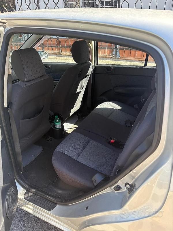 Usata Hyundai Getz 85 CV (62 kW) 2004 Grigio Utilitaria