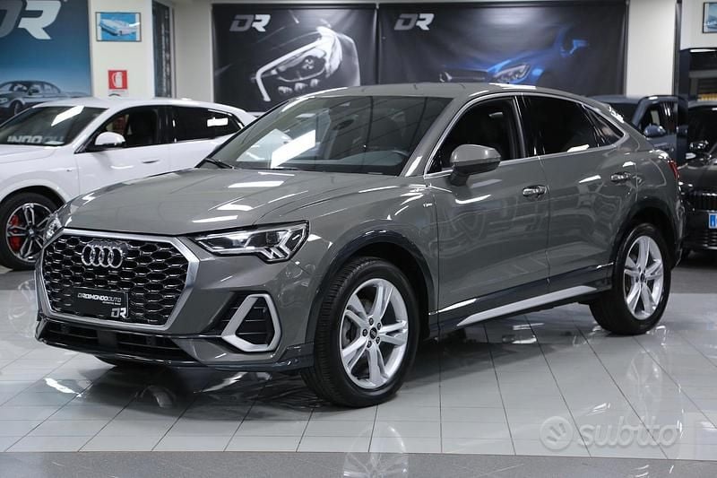 Grigio chronos Usata 2025 Audi Q3 S-Line SUV | 43.900 € (Buon prezzo) - Immagine 1/4