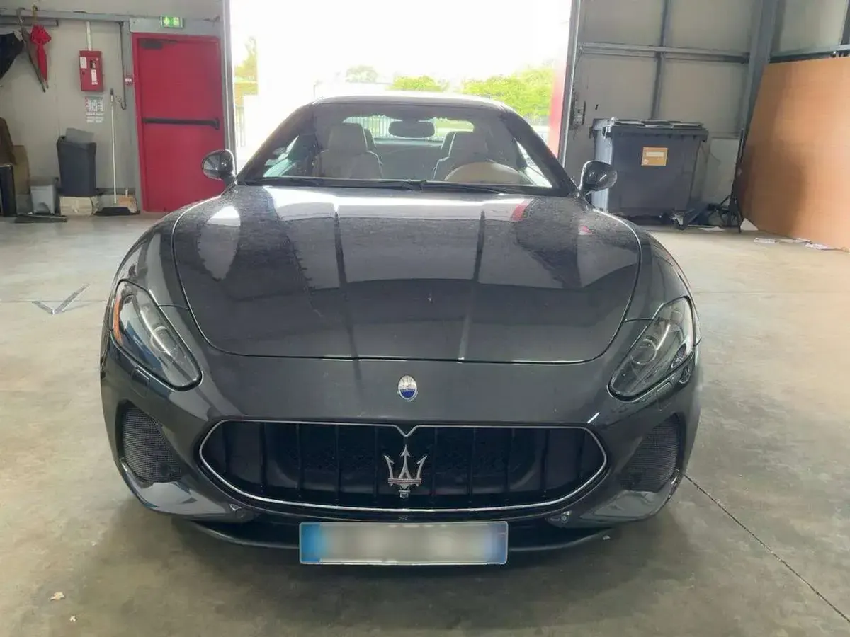 Usata Maserati Granturismo 441 CV (324 kW) 2009 Grigio Coupé