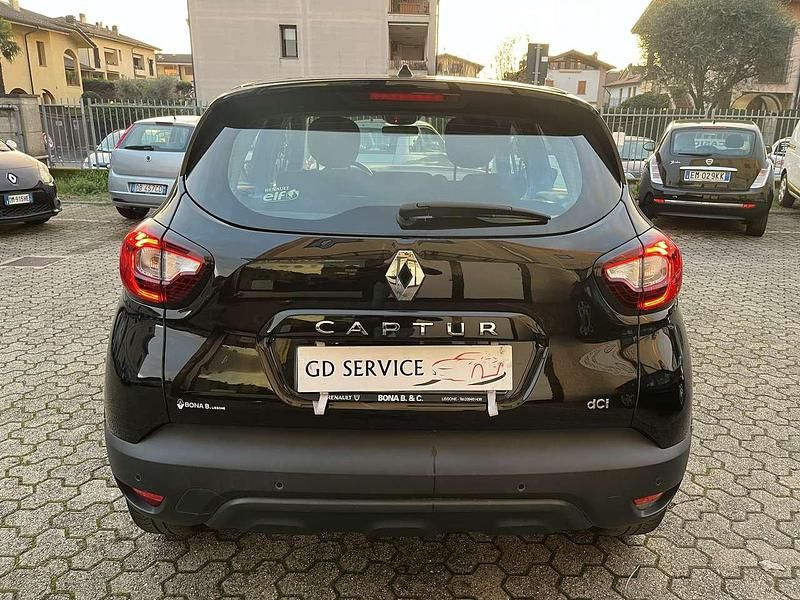 Usata Renault Captur Life 90 CV (66 kW) 2017 Nero SUV