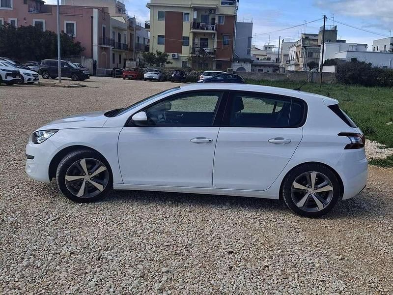Usata Peugeot 308 Allure 131 CV (96 kW) 2017 Bianco Berlina