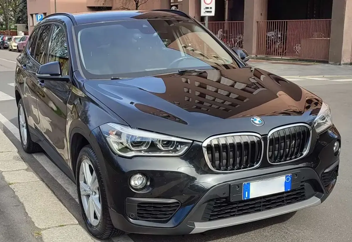 Usata BMW X1 Advantage 150 CV (110 kW) 2019 Nero sapphire met. SUV