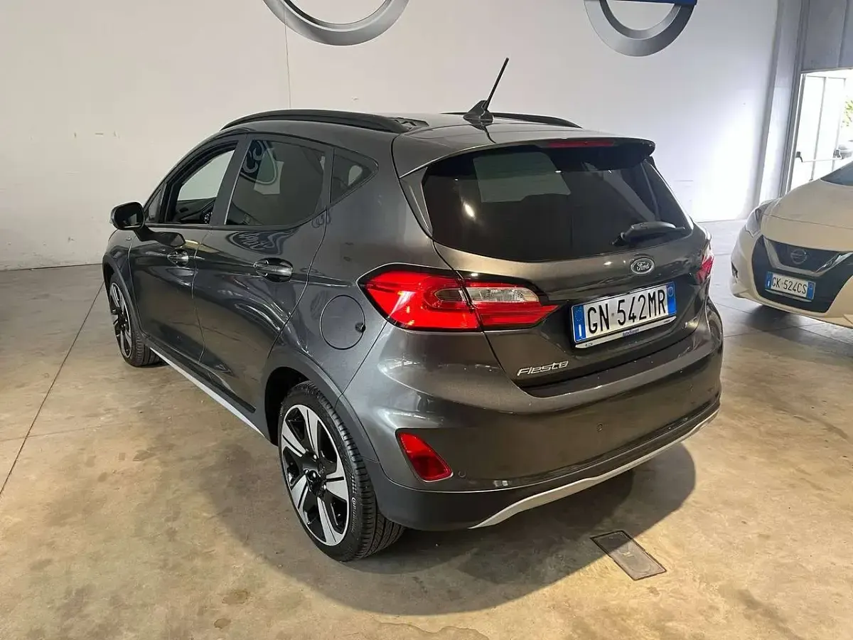 Usata Ford Fiesta Active 125 CV (91 kW) 2023 Magnetic grey Utilitaria