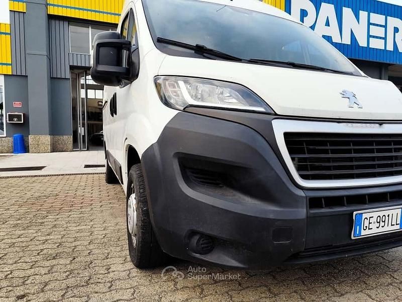 Gebraucht Peugeot Boxer S 140 PS (102 kW) 2021 Weiß Van