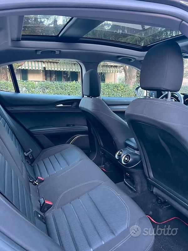 Usata Alfa Romeo Stelvio Super 160 CV (117 kW) 2020 Grigio SUV