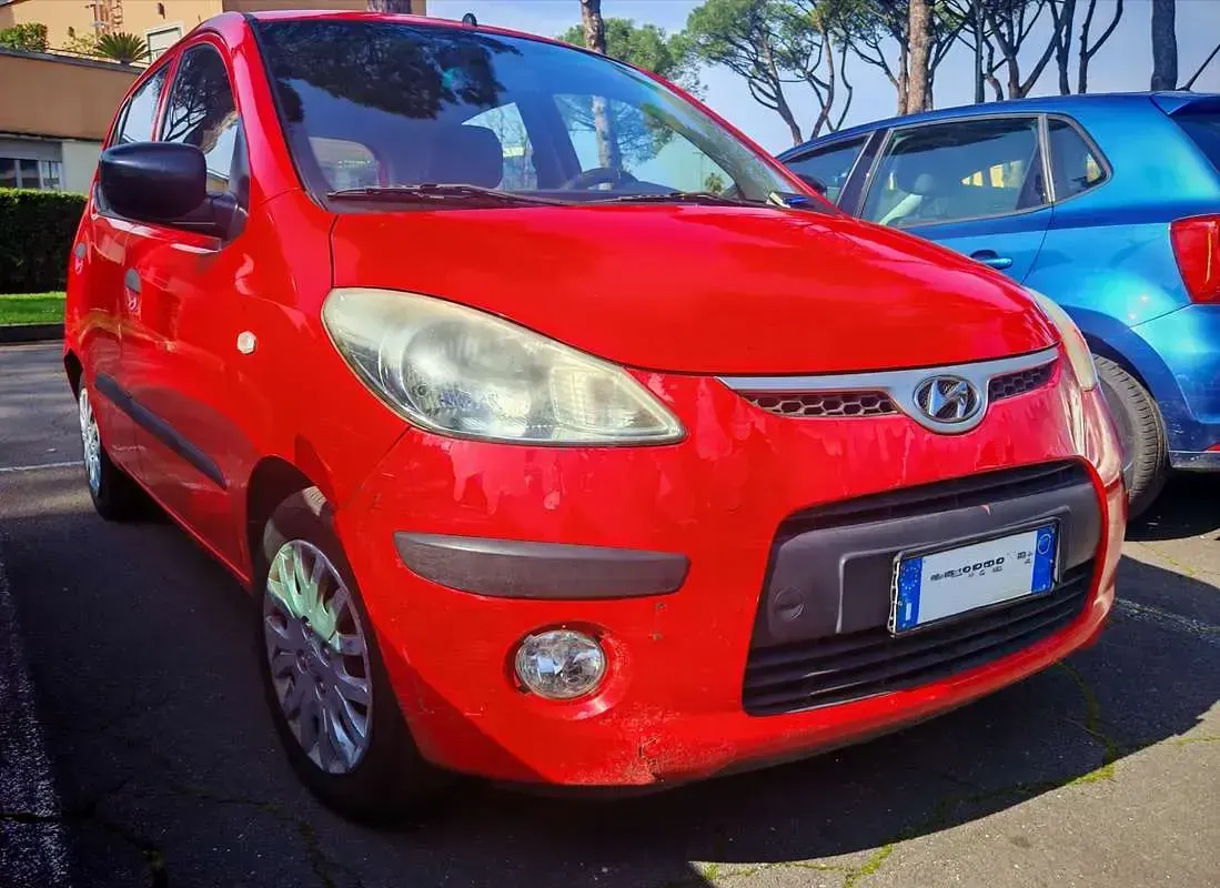 Usata Hyundai i10 Style 65 CV (47 kW) 2010 Rosso Utilitaria