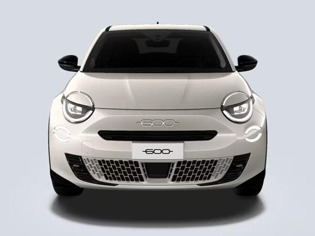 Nuova Fiat 600 Icon 110 CV (80 kW) 2025 Beige SUV