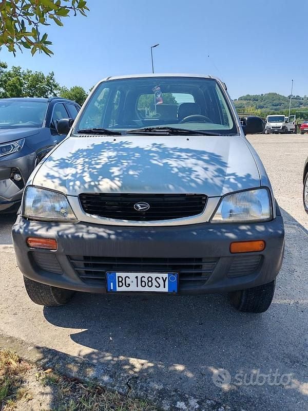 Usata Daihatsu Terios 2000 Grigio SUV