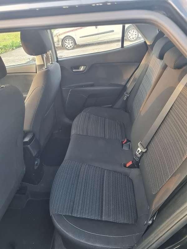 Usata Kia Stonic Style 110 CV (80 kW) 2017 SUV