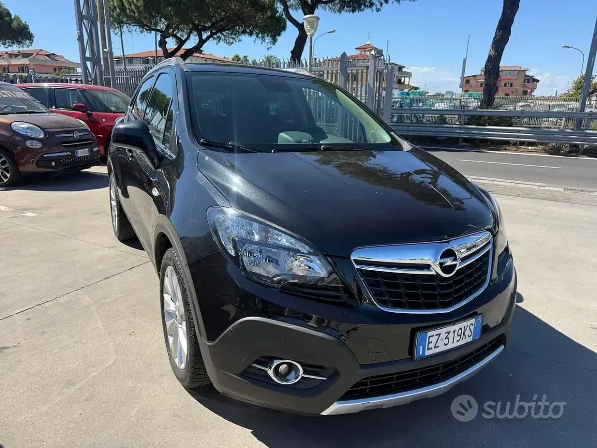 Usata Opel Mokka 140 CV (102 kW) 2015 Nero SUV