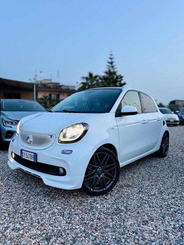 Usata Smart ForFour Brabus 70 CV (51 kW) 2019 Bianco Utilitaria