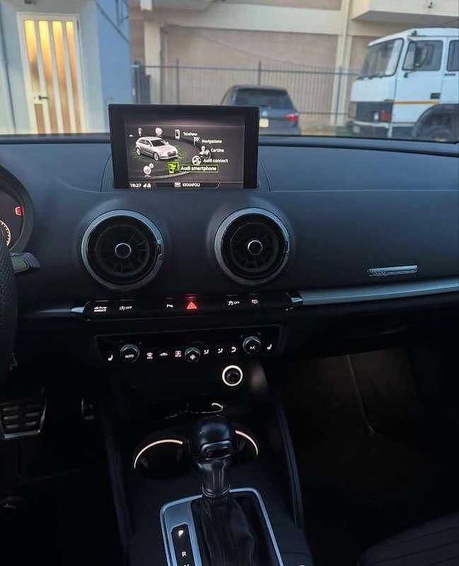 Usata Audi A3 Sport 150 CV (110 kW) 2018 Berlina