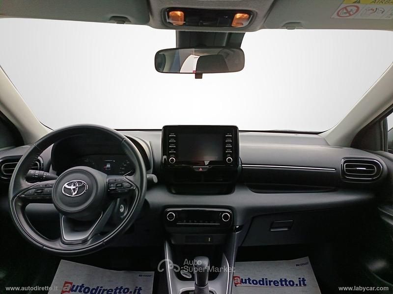 Usata Toyota Yaris Hybrid Business Edition 116 CV (85 kW) 2024 Nero Berlina