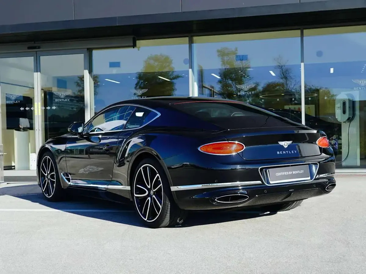 Usata Bentley Continental GT 635 CV (467 kW) 2020 Black beluga