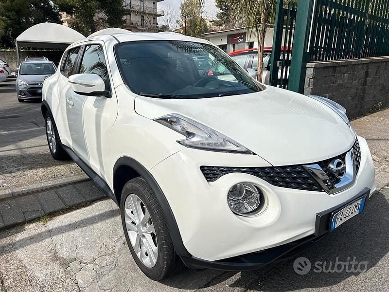 Usata Nissan Juke Acenta 115 CV (84 kW) 2015 Bianco SUV