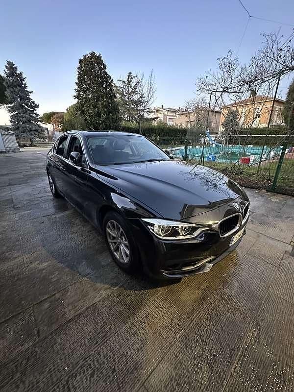 Usata BMW 316 Advantage 116 CV (85 kW) 2017 Nero Berlina