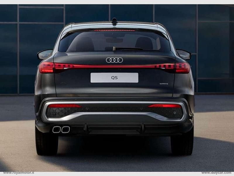 Nuova Audi Q5 S-Line 204 CV (150 kW) 2025 Nero SUV