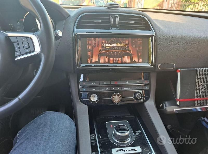 Usata Jaguar F-Pace Prestige 250 CV (183 kW) 2018 Blu/azzurro SUV