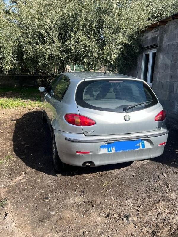 Usato 2003 Alfa Romeo 147 1.9 Diesel 116 CV (500 €)