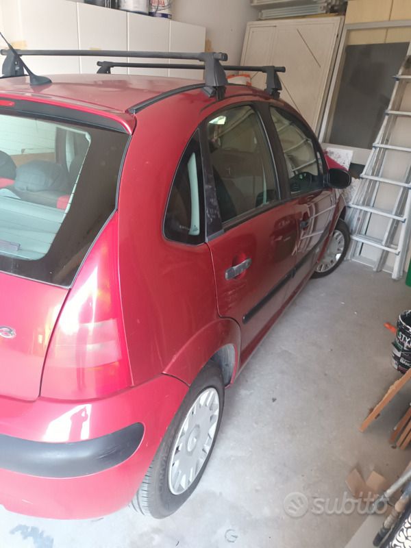 Rosso Usata 2004 Citroën C3 Due volumi | 2500 € - Immagine 1/4