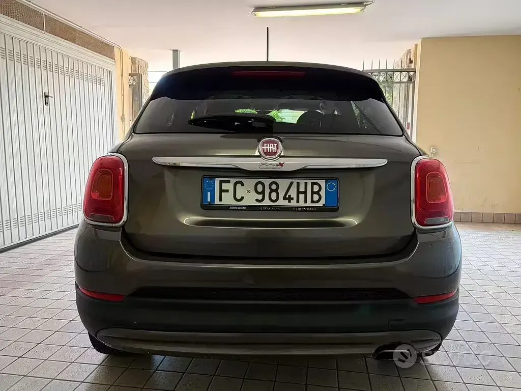 Usado Fiat 500X Lounge 95 CV (69 kW) 2016 Gris SUV