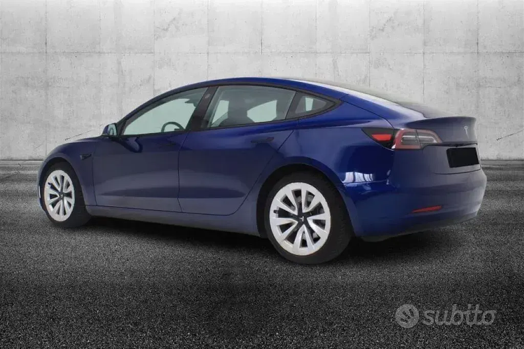 Usata Tesla Model 3 152 kW (208 CV) 2020 Blu/azzurro Berlina