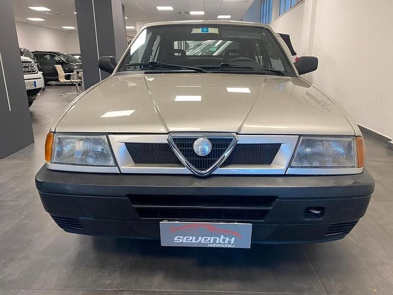 Usata Alfa Romeo 33 89 CV (65 kW) 1990 Marrone Berlina