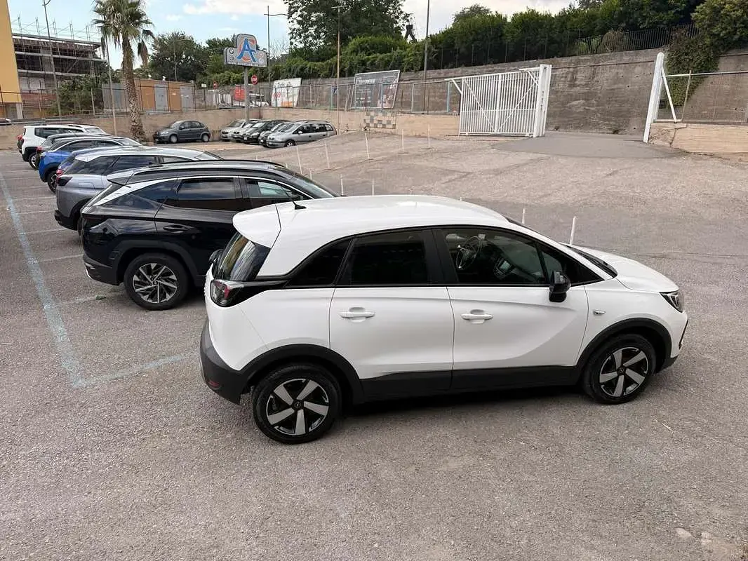 Usata Opel Crossland Edition 110 CV (80 kW) 2023 Bianco SUV