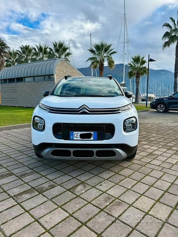 Bianco Usata 2021 Citroën C3 Shine Due volumi | 13.000 € - Immagine 1/4