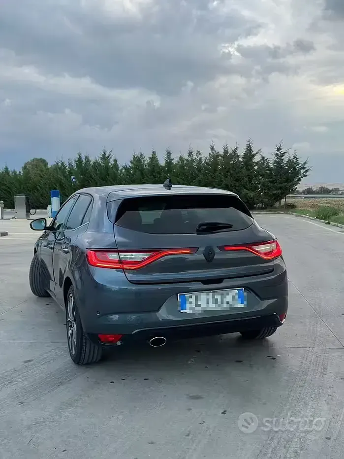 Usata Renault Mégane III Bose Edition 131 CV (96 kW) 2016 Berlina