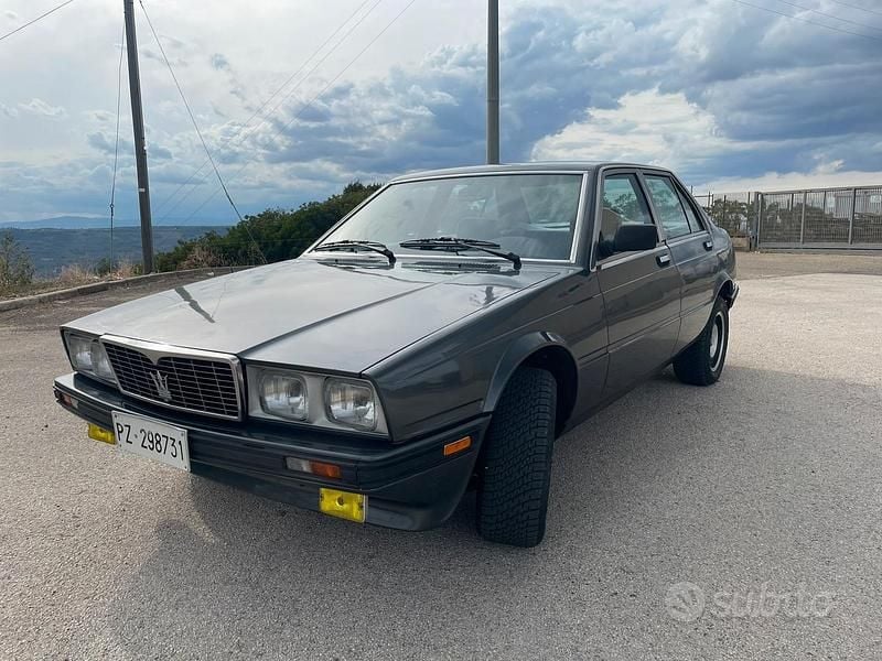 Usata Maserati Biturbo 184 CV (135 kW) 1985 Grigio Berlina