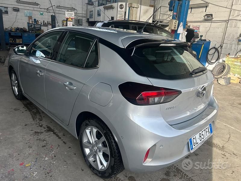Usata Opel Corsa Edition 74 CV (54 kW) 2022 Grigio Utilitaria