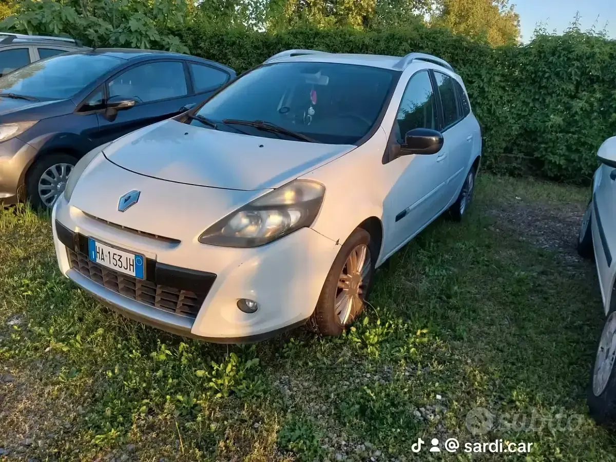 Usata Renault Clio GrandTour Dynamique 90 CV (66 kW) 2011 Bianco Station wagon