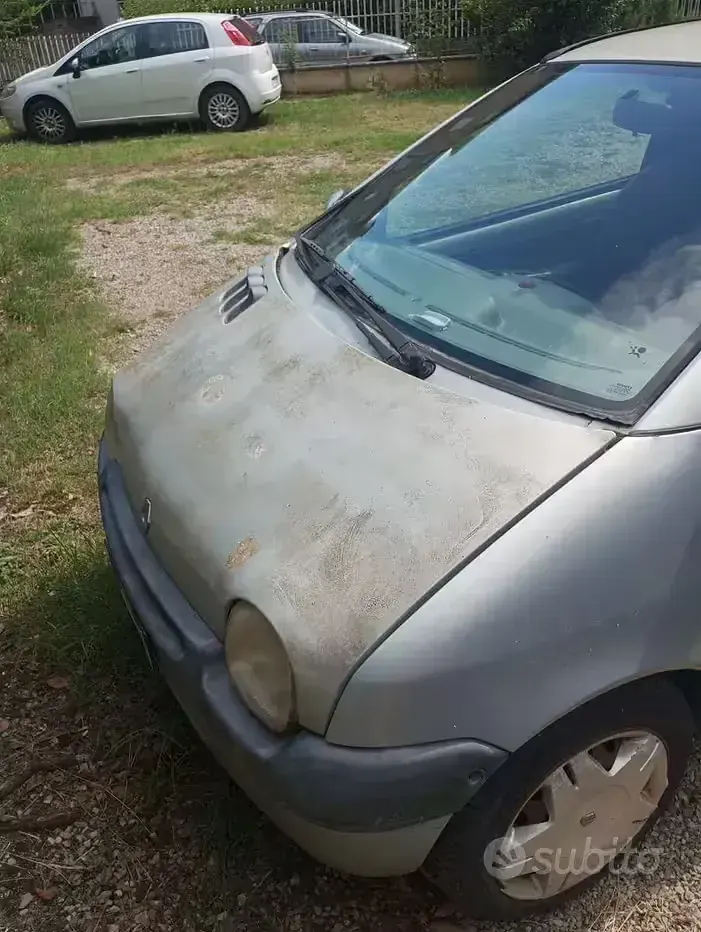 Usata Renault Twingo 58 CV (42 kW) 2000 Grigio Utilitaria