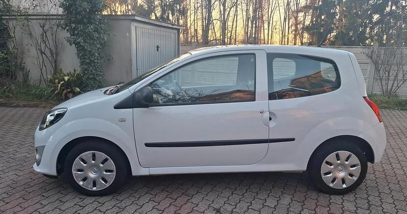 Usata Renault Twingo Dynamique 76 CV (55 kW) 2009 Nero Utilitaria