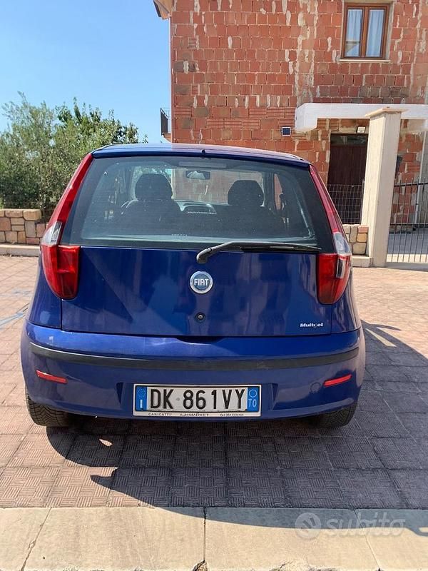Usata Fiat Punto 80 CV (58 kW) 2008 Utilitaria
