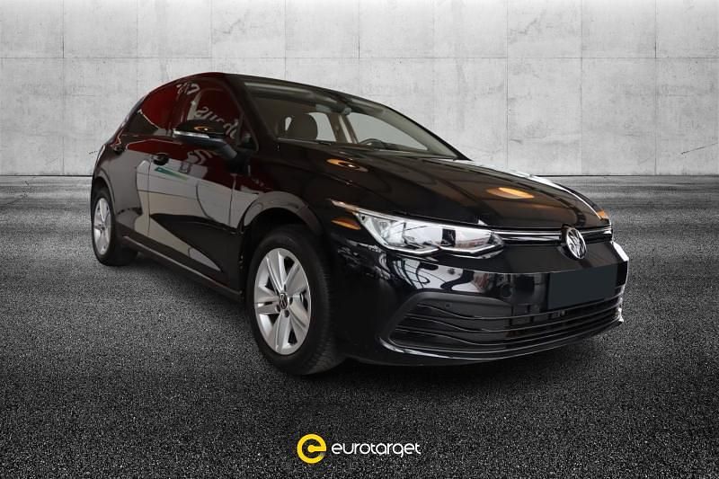 Usata VW Golf VIII Life 116 CV (85 kW) 2023 Nero metallizzato Berlina