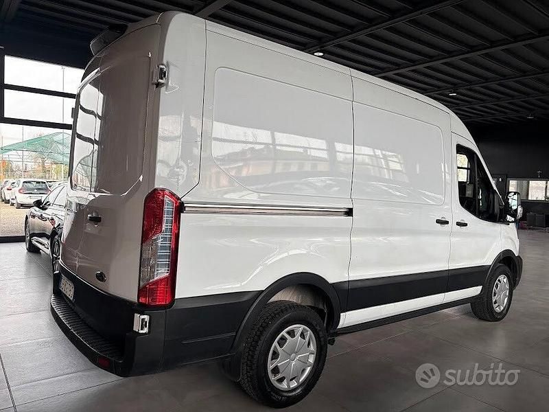 Usata Ford Transit 131 CV (96 kW) 2021 Bianco Berlina
