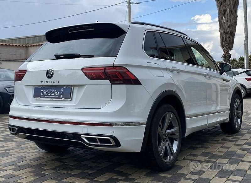 Usata VW Tiguan R-line 150 CV (110 kW) 2022 Bianco SUV