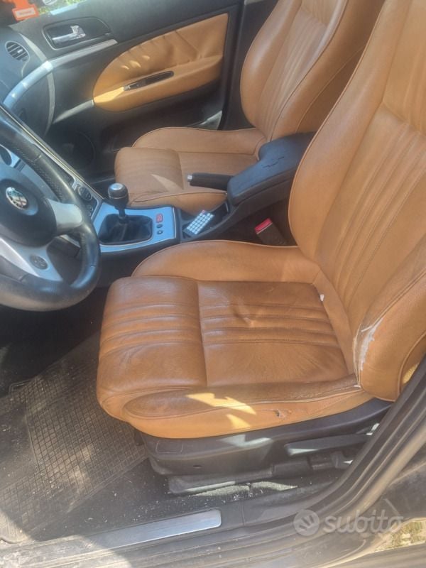 Usata Alfa Romeo 159 150 CV (110 kW) 2007 Nero Station wagon