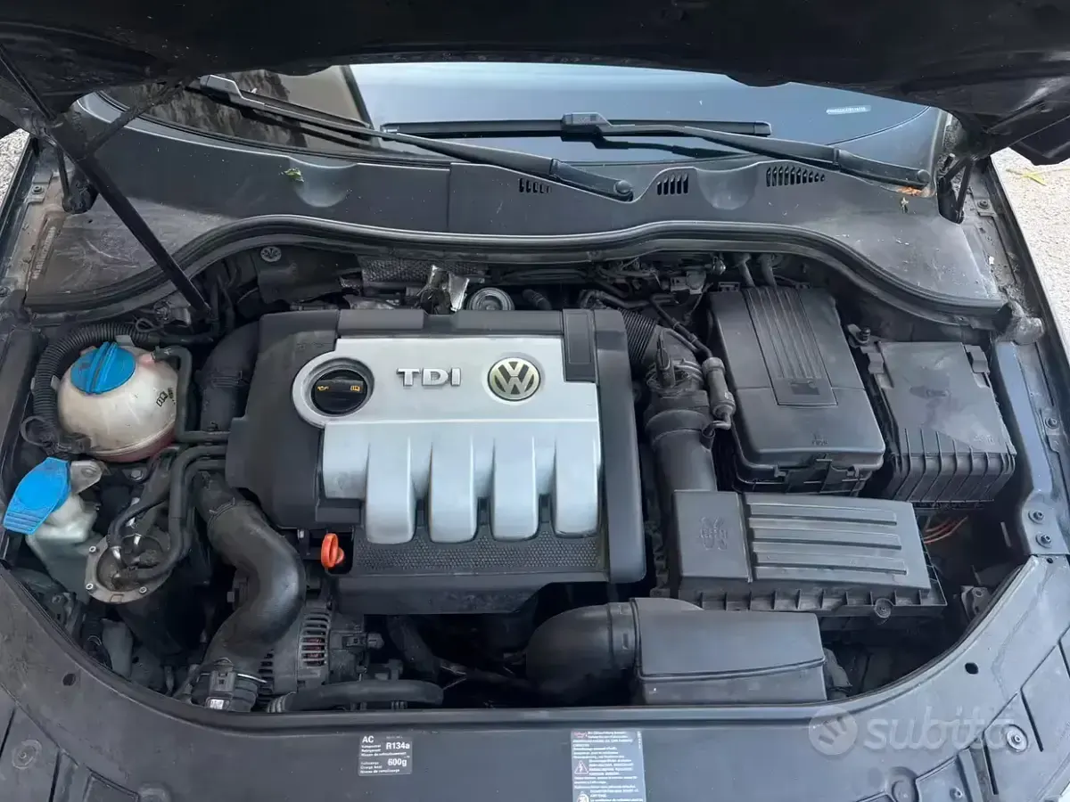 Usata VW Passat 140 CV (102 kW) 2008 Nero Berlina
