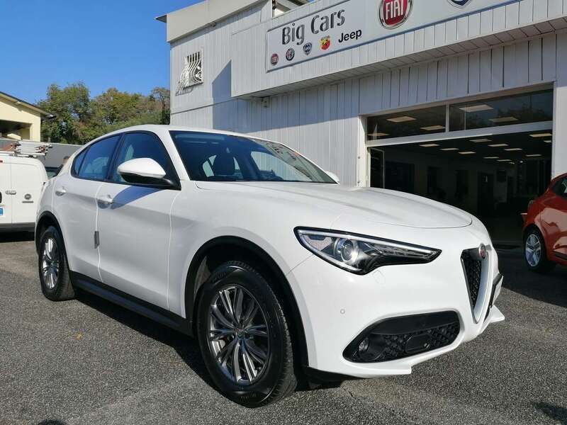 Other Usata 2019 Alfa Romeo Stelvio Executive SUV | 21.600 € (Buon prezzo) - Immagine 1/4