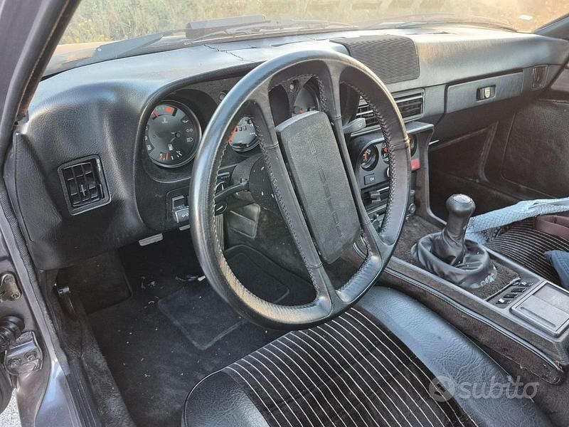 Usata Porsche 924 125 CV (91 kW) 1980 Grigio Coupé