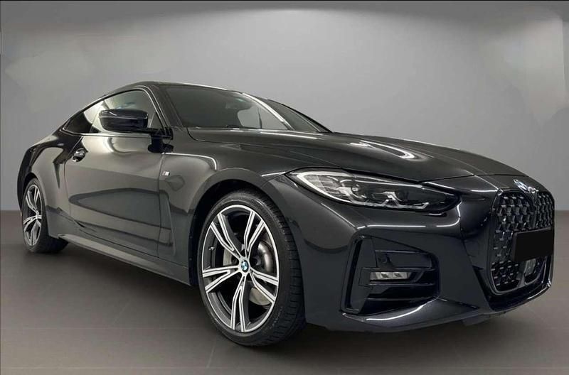 Nero zaffiro Usata 2022 BMW 430 M Sport Coupé | 53.450 € (Molto cara) - Immagine 1/3